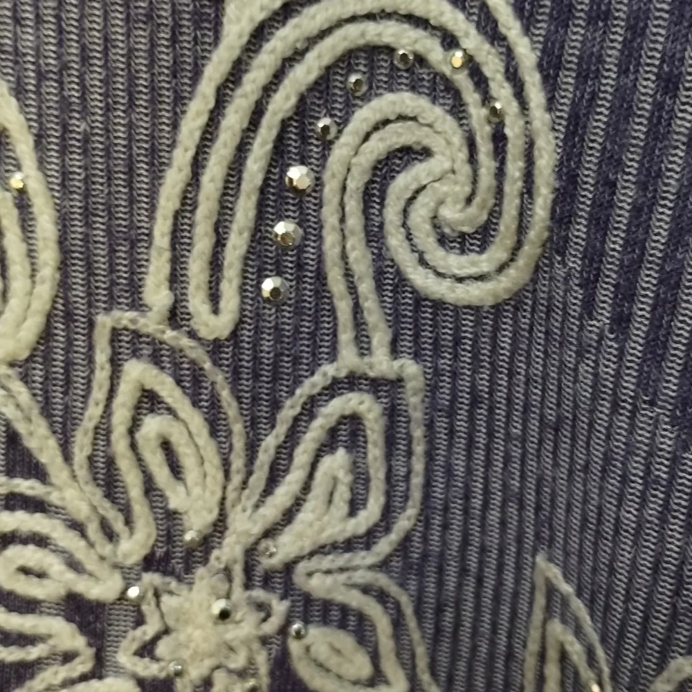Plus Size Alfred Dunner Embroidered Studded Top - Picture 5 of 9
